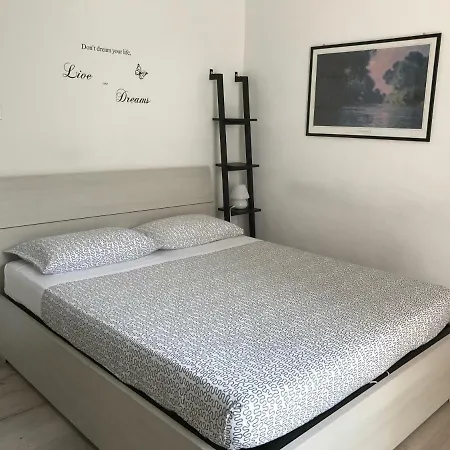 Corso Garibaldi 127 아파트 *